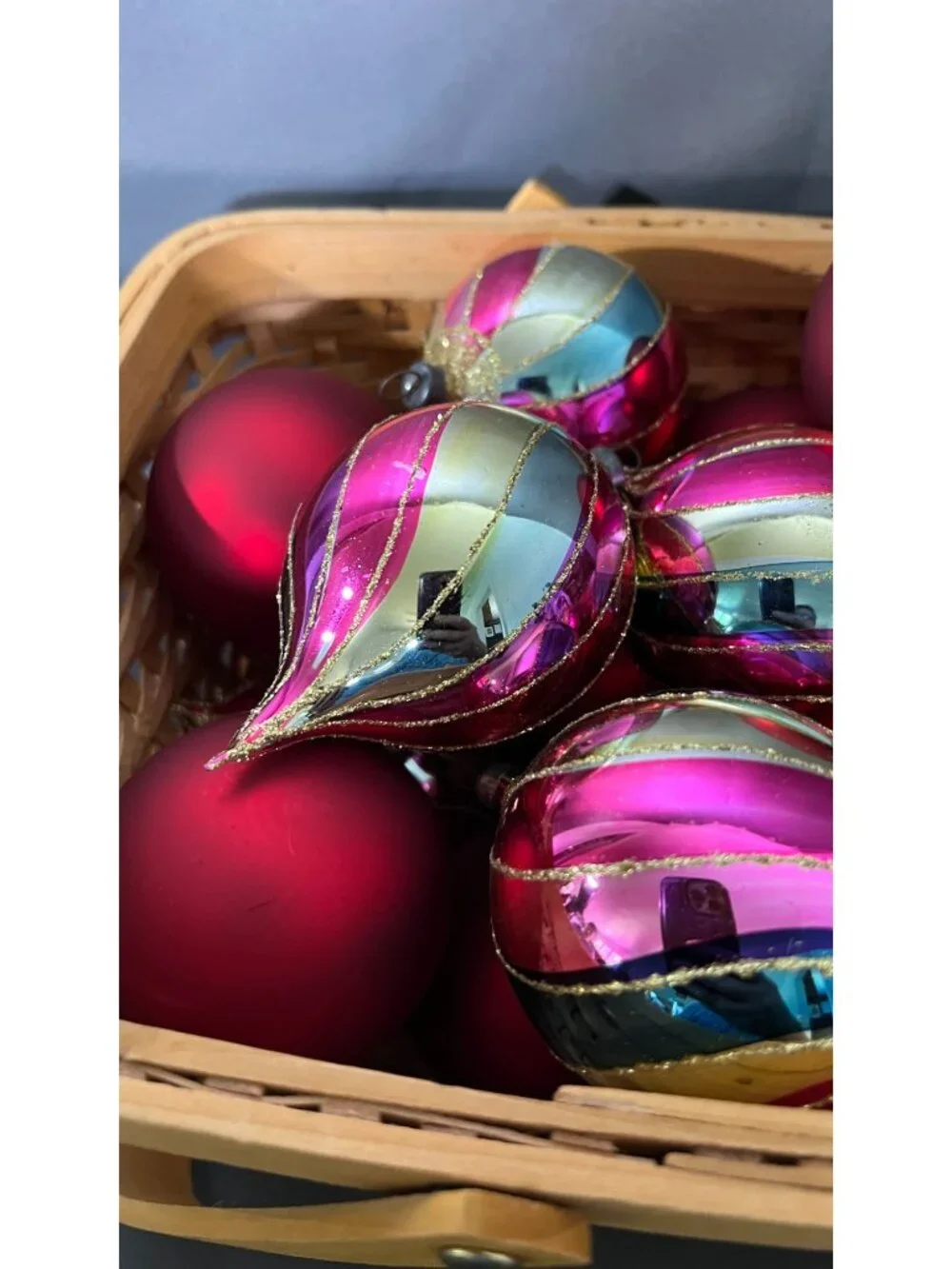 Festive Christmas Ornaments Set In Woven Basket